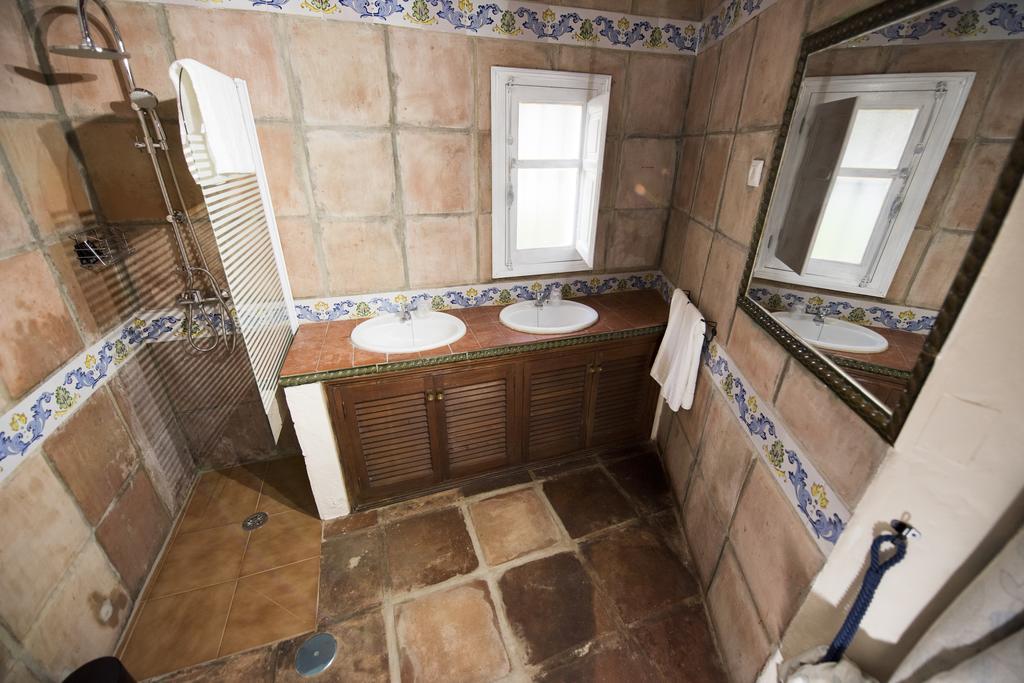 Amarna Conil Pensionat Conil De La Frontera Eksteriør billede